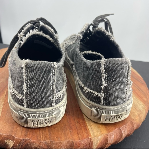 Nothing New Kicks Black Canvas Gray Distressed Sneakers Mens Sz 10 - Picture 4 of 7